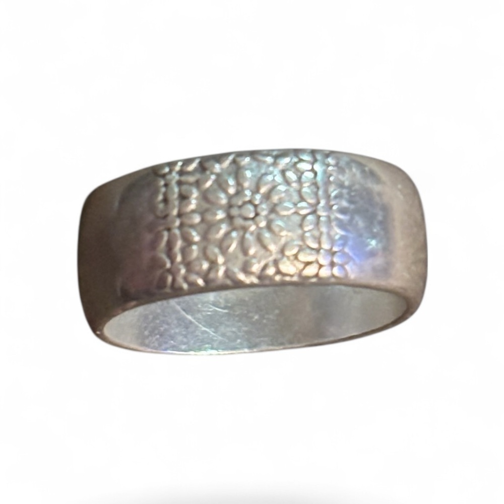 Vintage Sterling Silver Stamped 925 Wide Textured Floral Band Ring